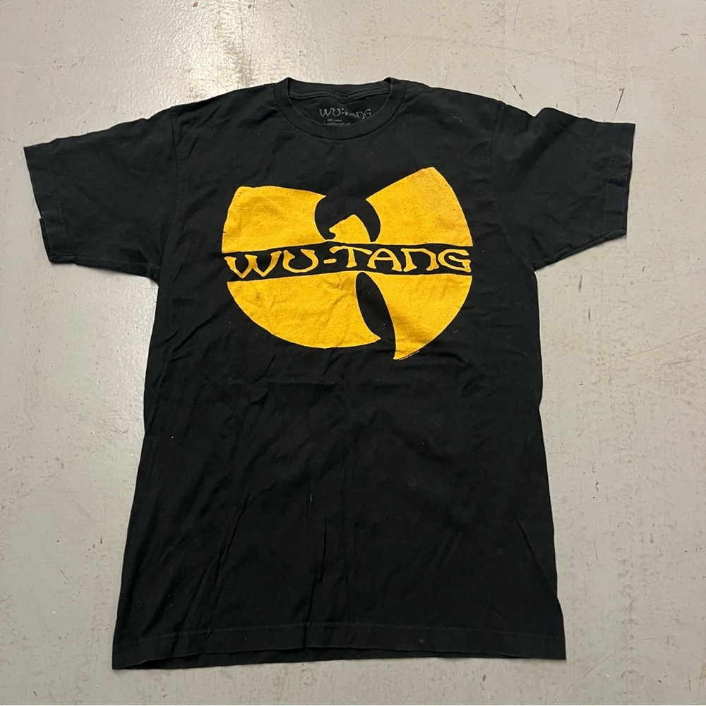 Wu-tang Black and Yellow Men's T-Shirt gold and black 2019